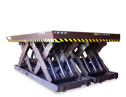 Stół podnośny nożycowy, szerokość platformy 96 cali, wysokość 15.5 - 87.5 cala